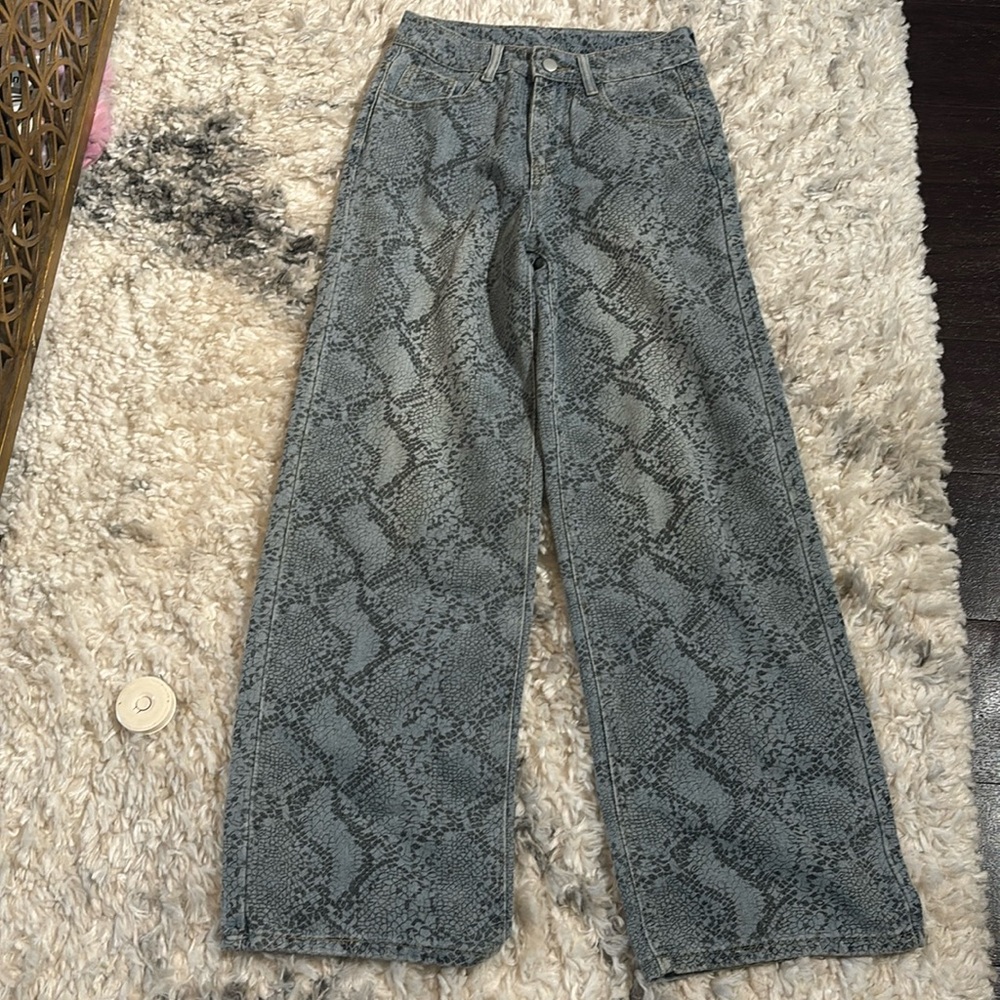 Reptile print jeans Size S